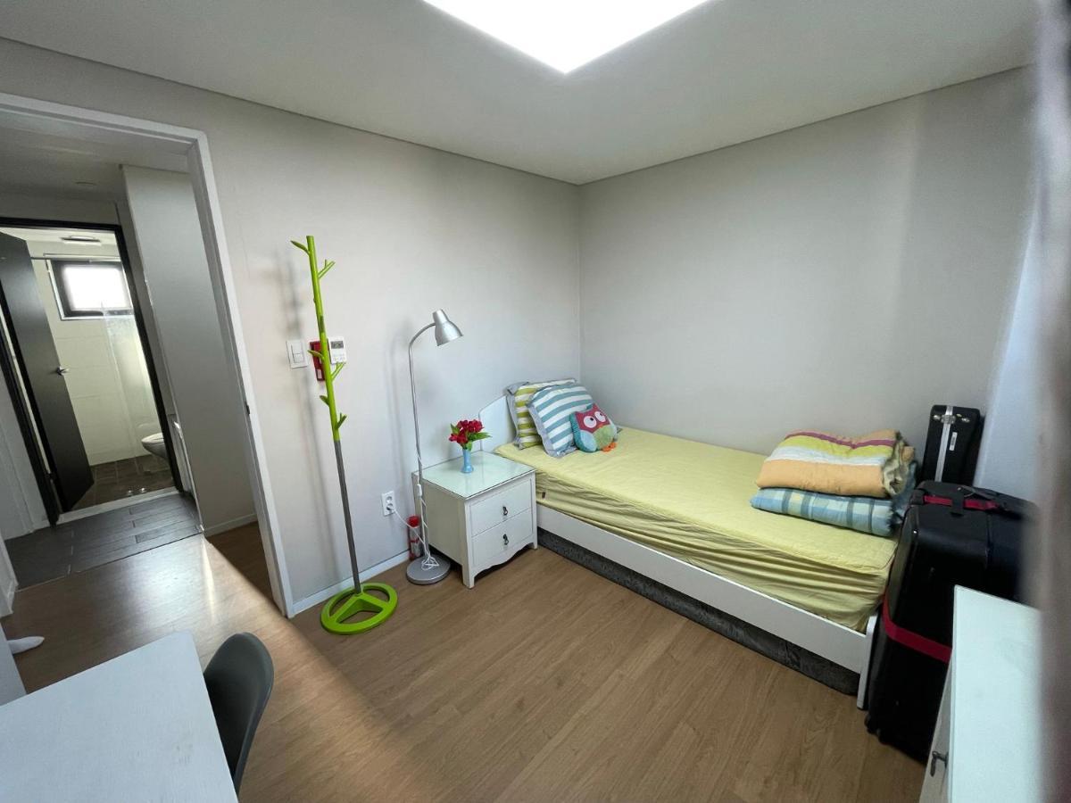 Dream Comfort Seoul Bagian luar foto