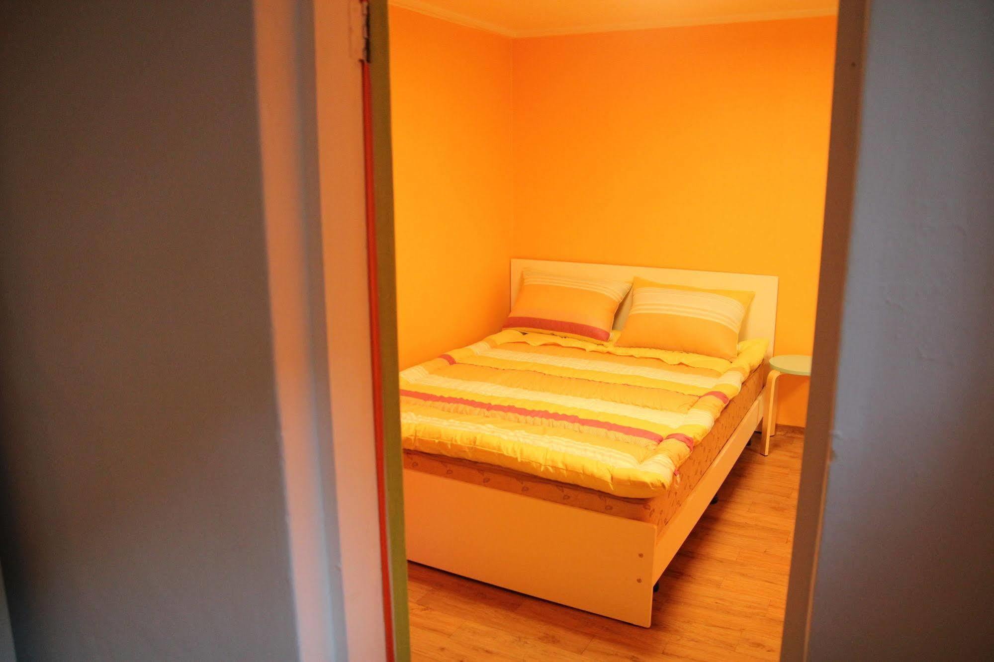 Dream Comfort Seoul Bagian luar foto